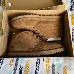 UGG Neumel Boots size 10